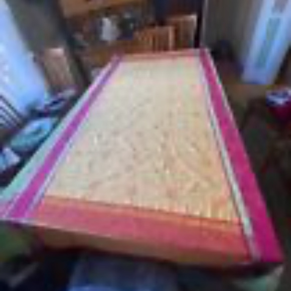 La Maisonnette Tablecloth 90 x 60 inches - Picture 9 of 11